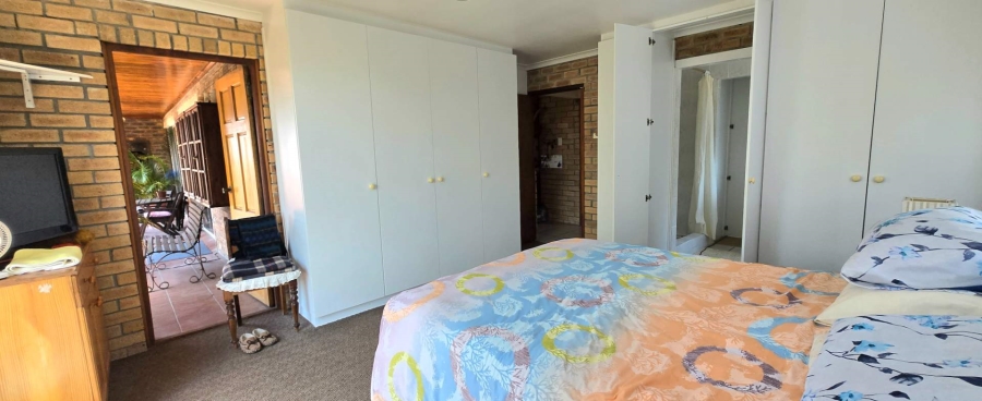 3 Bedroom Property for Sale in Kleinbaai Western Cape